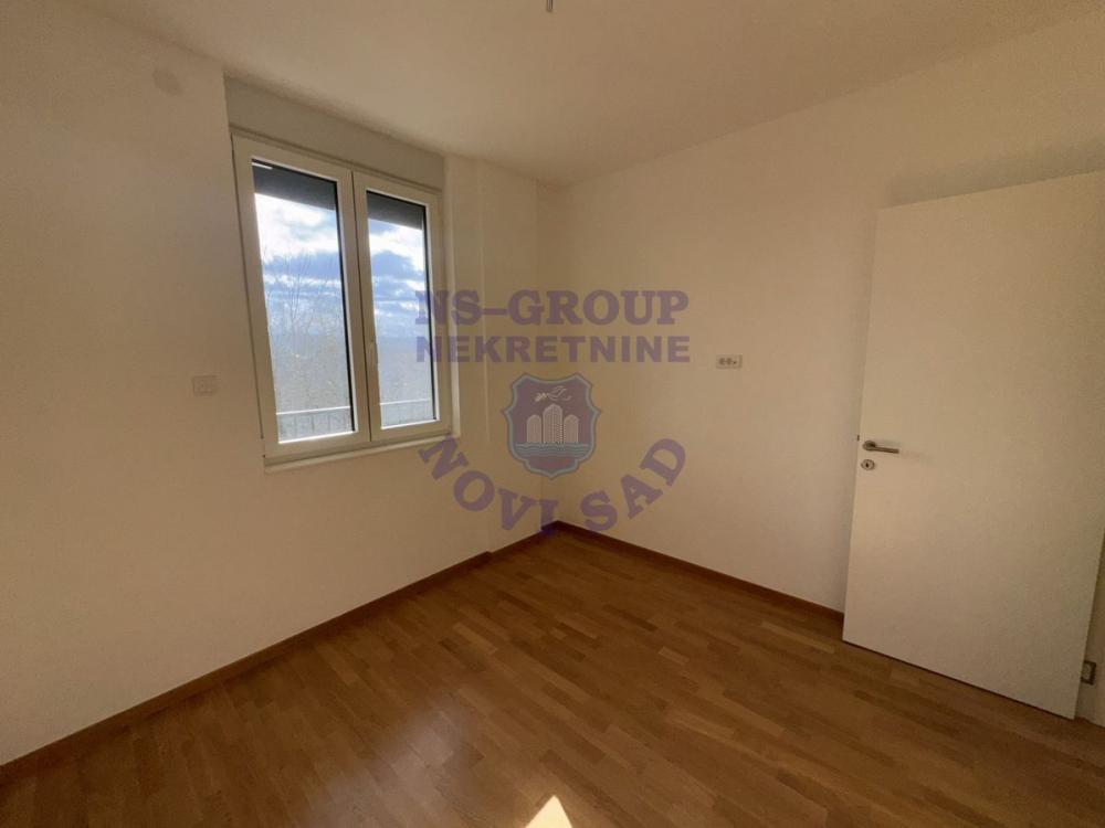 Slika 4 - Dvosoban, 42m2, Telep Novi Sad, sa terasom, ima lift