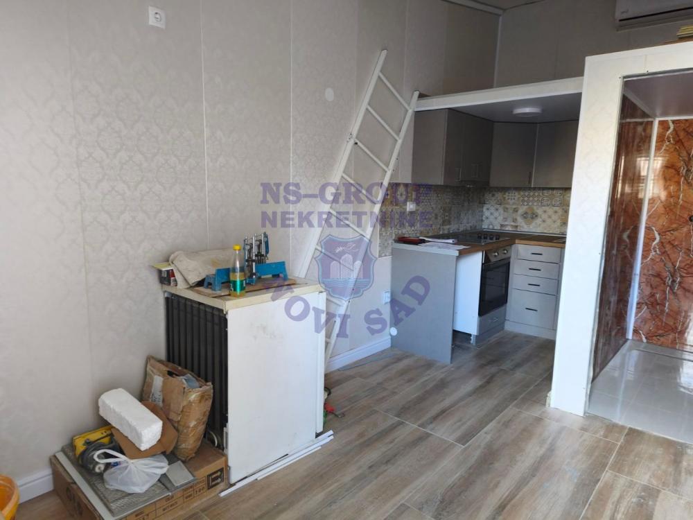 Slika 3 - Prodaja stana, 13m2, Salajka (Partizanska ulica) Novi Sad