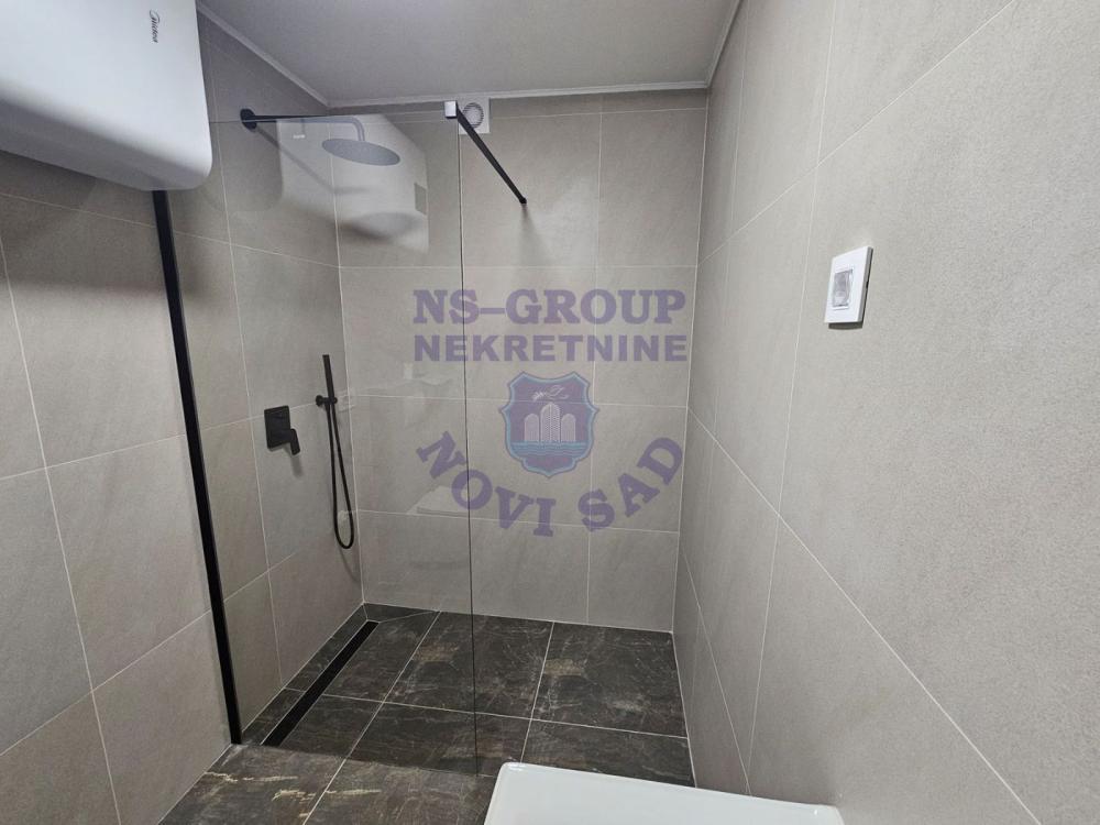 Slika 7 - Trosoban stan na Bulevaru Oslobodjenja