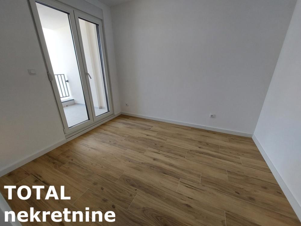 Slika 6 - Stan,NOVI SAD,TELEP,kv: 106.00, € 250690, ID: 1102345