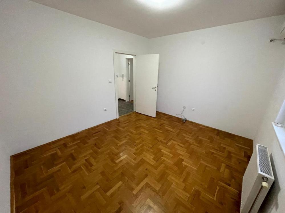 Slika 8 - Dvosoban 50m Centar Novi Sad Vase Pelagića PRODAJE SE ,uknjizen