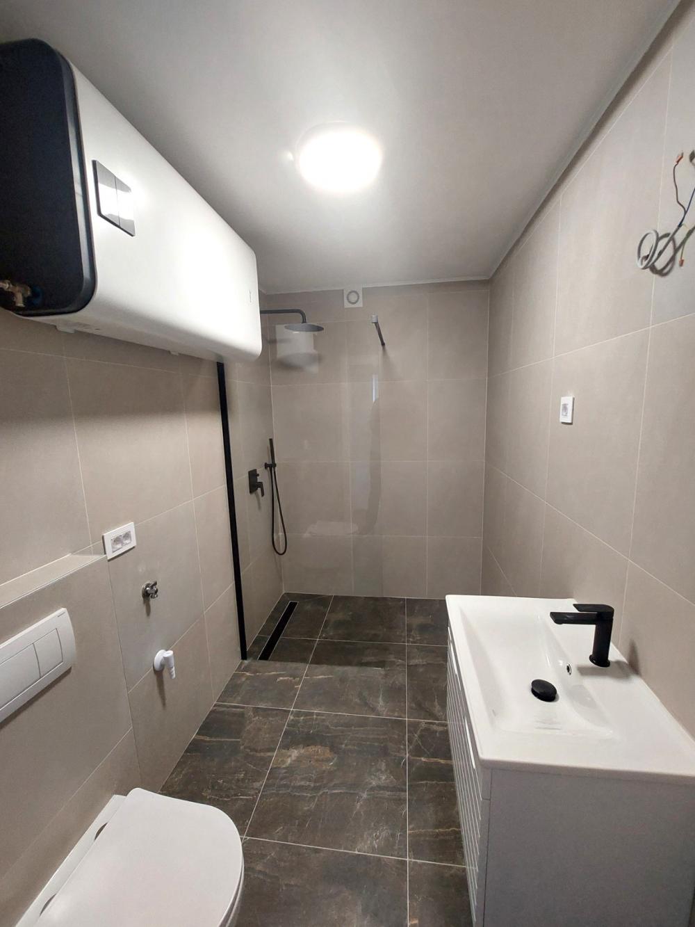 Slika 7 - Stan,NOVI SAD,BULEVAR,kv: 64, € 174500, ID: 1019273