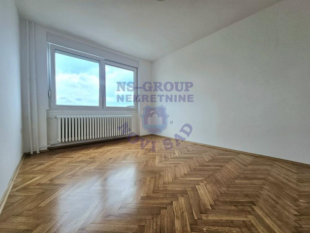 Slika 6 - Kompletno renoviran trosoban stan na Bulevaru!