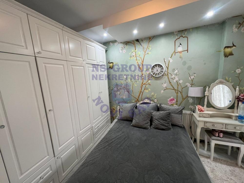 Slika 4 - Fantastičan trosoban stan, sa garažom - Socijalno!