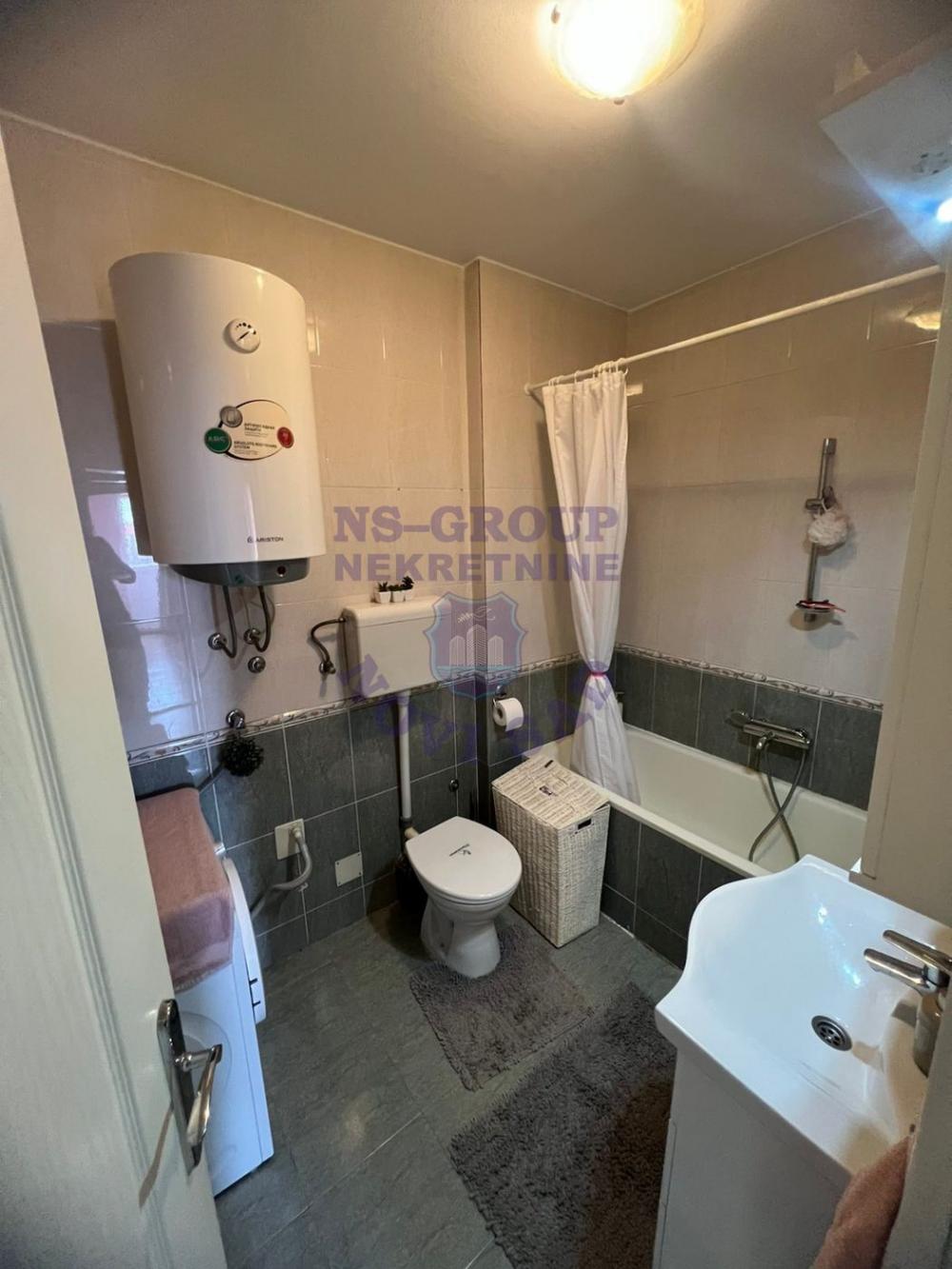 Slika 9 - Fantastičan trosoban stan, sa garažom - Socijalno!