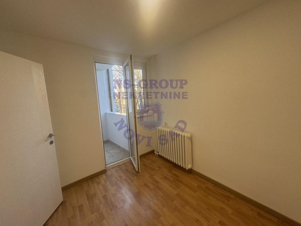 Slika 4 - dvoiposoban 47m2 stara detelinara