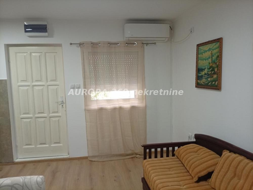 Slika 1 - NOVI SAD, GRBAVICA, JEDNOIPOSOBAN, 31m2, RENOVIRAN