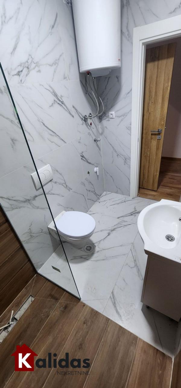 Slika 9 - Stan,PETROVARADIN,PETROVARADIN,kv: 37, € 103000, ID: 1008611