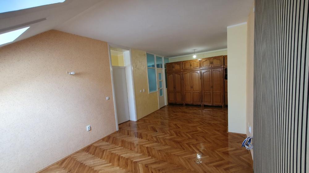 Slika 11 - Stan,NOVI SAD,GRBAVICA,kv: 45.00, € 129000, ID: 1058877