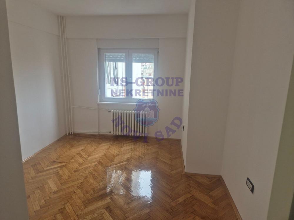 Slika 2 - Odličan, kompletno renoviran stan! 57m2 