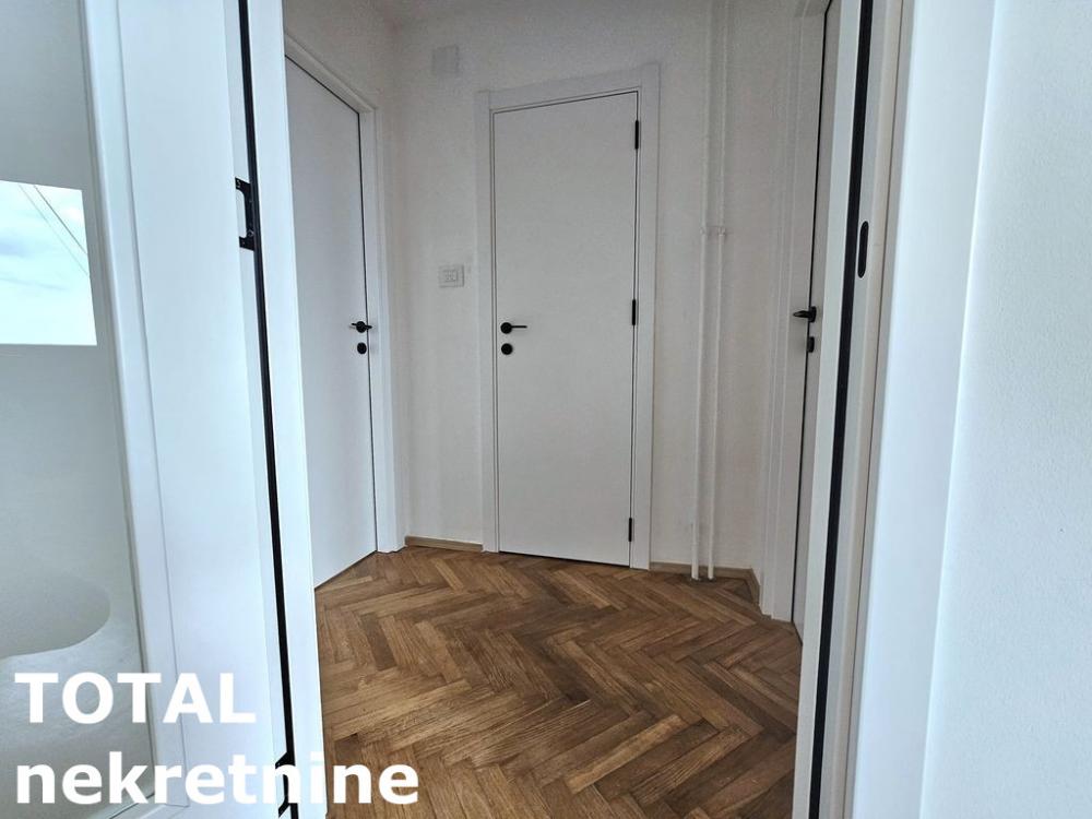 Slika 11 - Stan,NOVI SAD,BULEVAR,kv: 64.00, € 169500, ID: 1102356