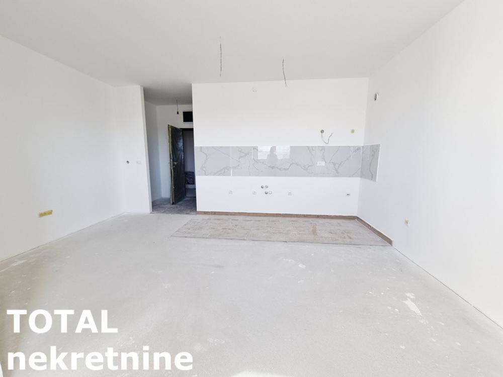 Glavna slika -Stan,PETROVARADIN,MISELUK,kv: 30.00, € 70000, ID: 1102331