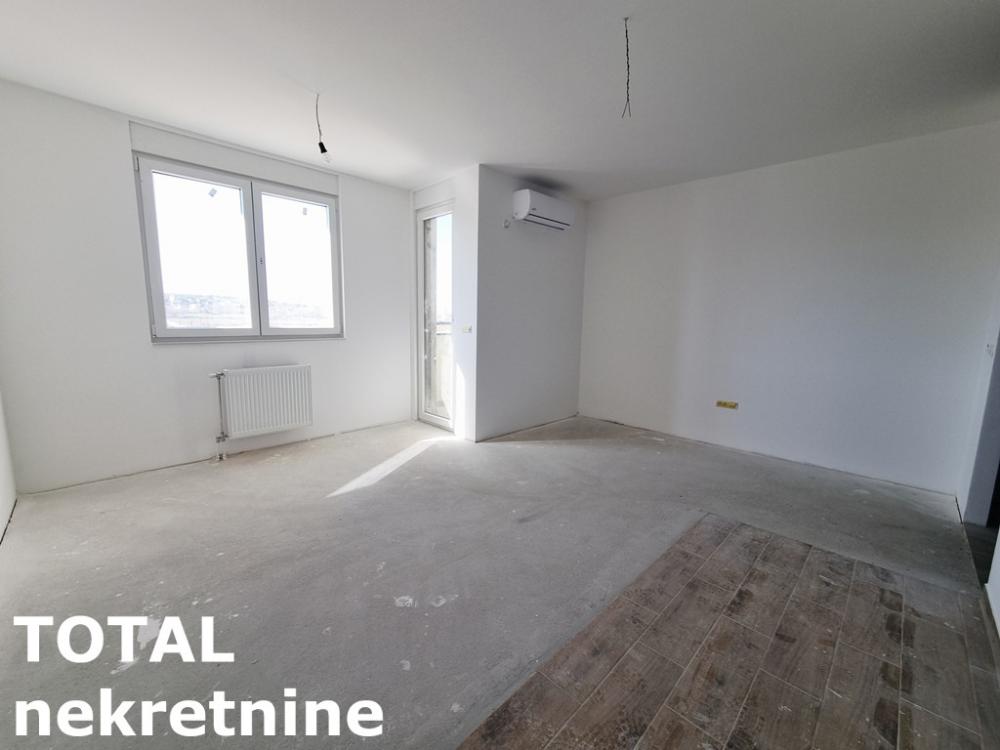 Slika 1 - Stan,PETROVARADIN,MISELUK,kv: 30.00, € 70000, ID: 1102331