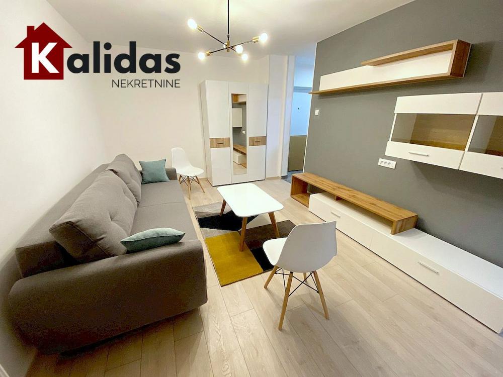 Slika 1 - Stan,NOVI SAD,BULEVAR,kv: 33, € 118960, ID: 1008615