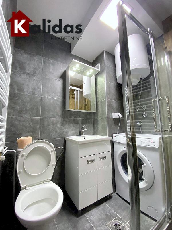 Slika 6 - Stan,NOVI SAD,BULEVAR,kv: 33, € 118960, ID: 1008615