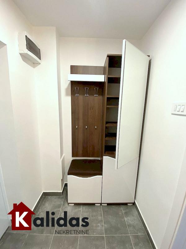 Slika 4 - Stan,NOVI SAD,BULEVAR,kv: 33, € 118960, ID: 1008615