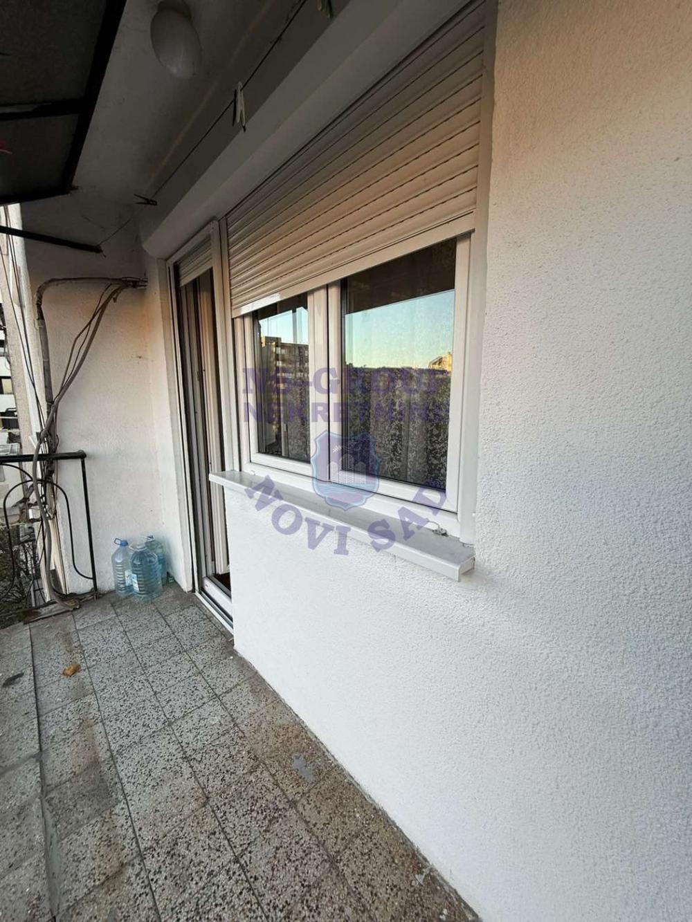 Slika 11 - š-565170-KOMPLET RENOVIRAN-NAMEŠTEN