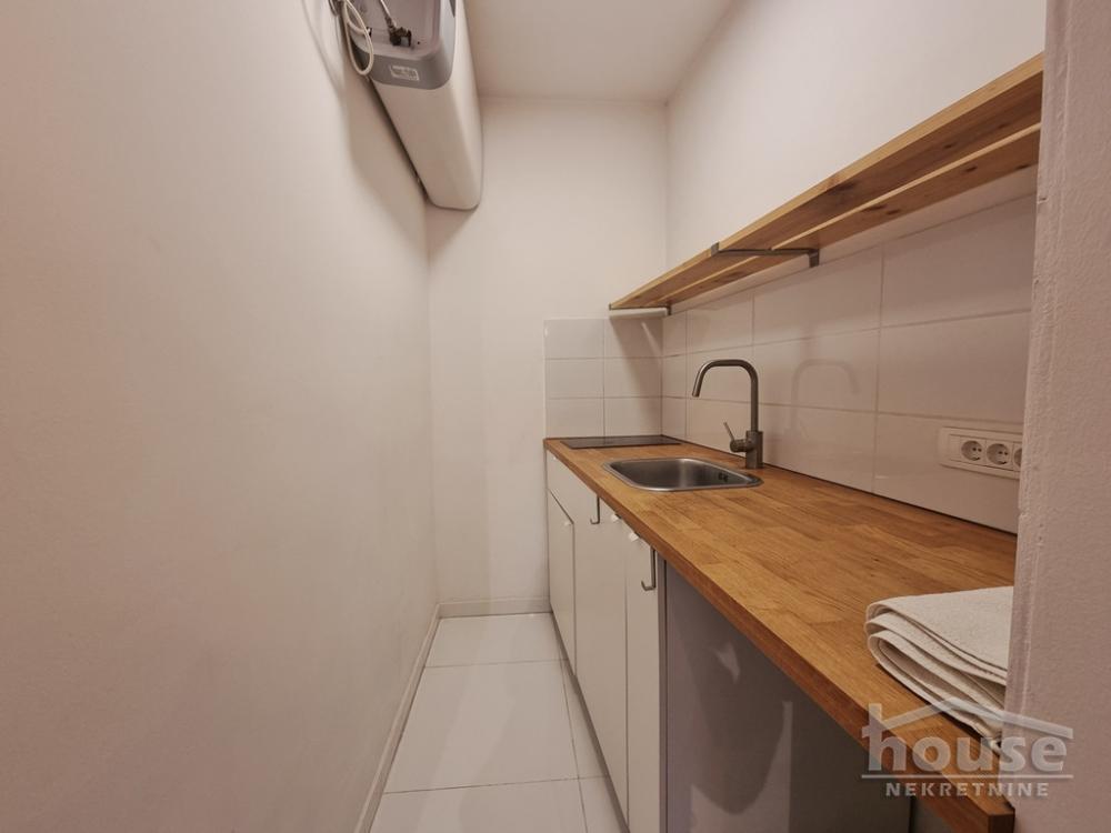 Slika 3 - Stan,NOVI SAD,PODBARA,kv: 18.00, € 68000, ID: 1065123