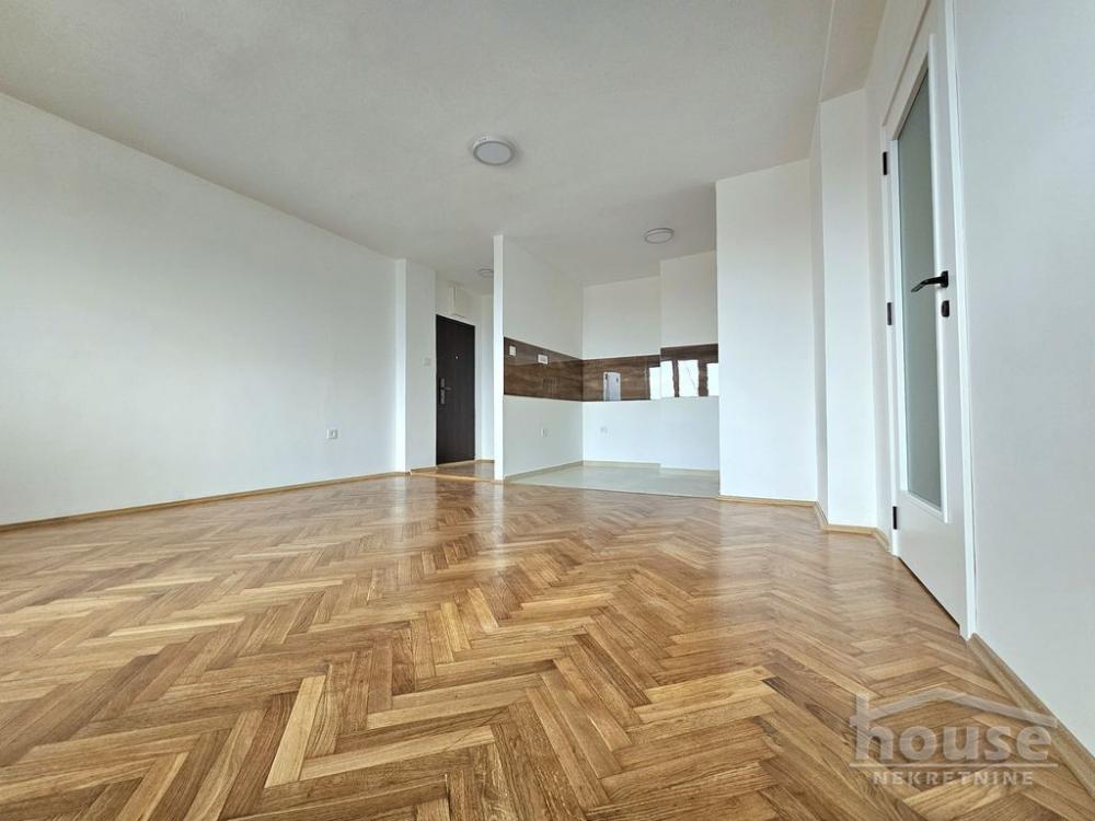 Slika 2 - Stan,NOVI SAD,BULEVAR,kv: 64.00, € 169500, ID: 1065508