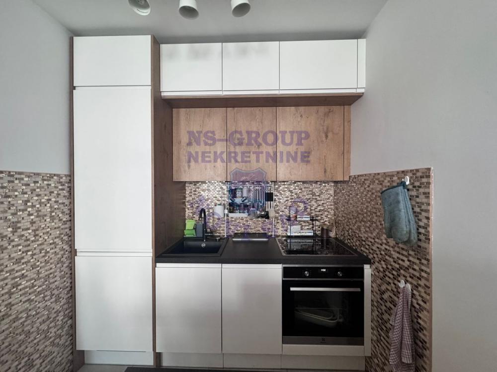 Slika 1 - Trosoban Stan Na Podbari! š:565188