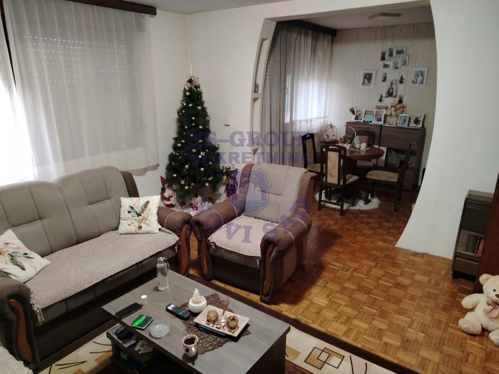 Slika 2 - Uknjižena nekretnina na lepoj lokaciji u Temerinu. 564328