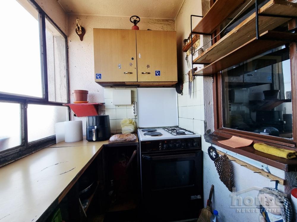 Slika 11 - Stan,NOVI SAD,CENTAR,kv: 54.00, € 140000, ID: 1065498