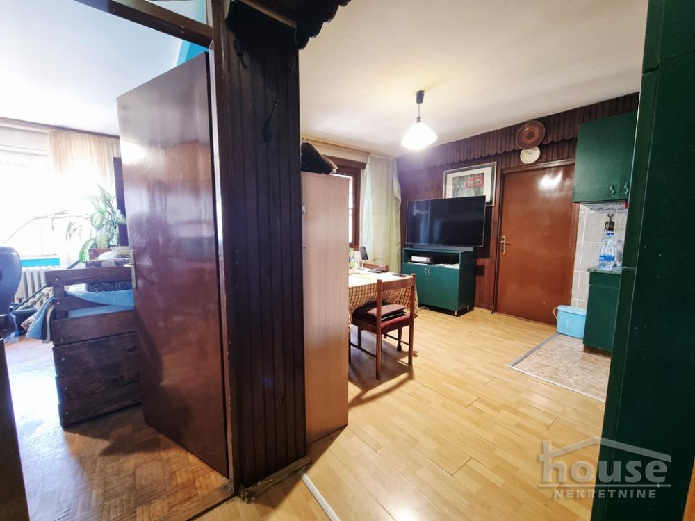 Slika 8 - Stan,NOVI SAD,CENTAR,kv: 54.00, € 140000, ID: 1065498