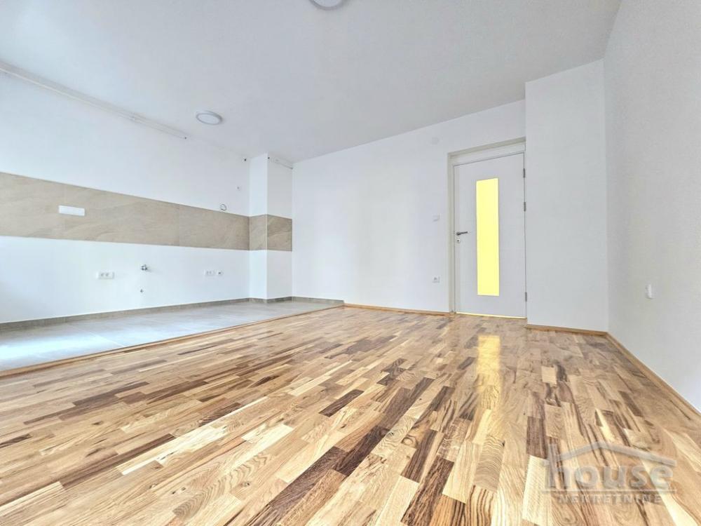 Slika 1 - Stan,NOVI SAD,CARA DUŠANA,kv: 43.00, € 126000, ID: 1065509