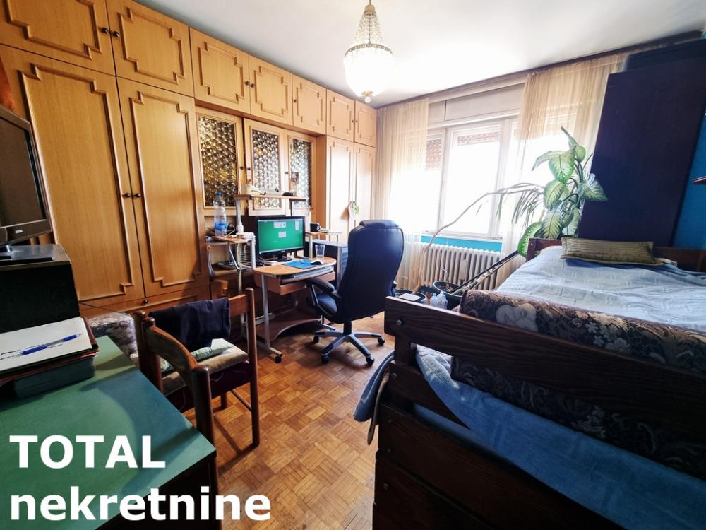 Slika 5 - Stan,NOVI SAD,CENTAR,kv: 54.00, € 140000, ID: 1102346