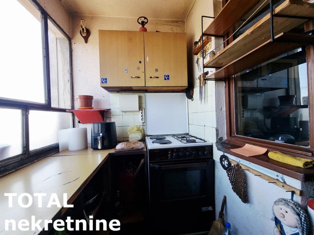 Slika 11 - Stan,NOVI SAD,CENTAR,kv: 54.00, € 140000, ID: 1102346