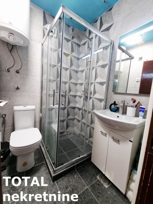 Slika 10 - Stan,NOVI SAD,CENTAR,kv: 54.00, € 140000, ID: 1102346