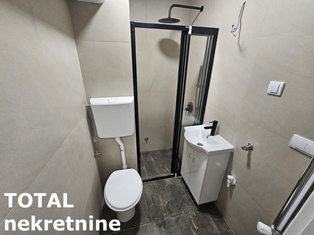 Slika 7 - Stan,NOVI SAD,CARA DUSANA,kv: 43.00, € 126000, ID: 1102357