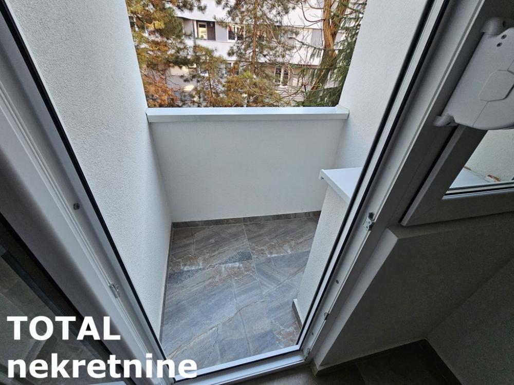 Slika 8 - Stan,NOVI SAD,CARA DUSANA,kv: 43.00, € 126000, ID: 1102357