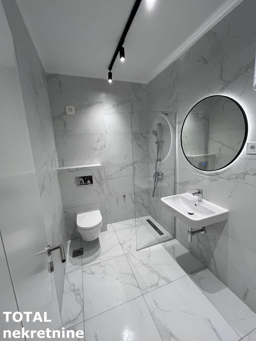 Slika 2 - Stan,NOVI SAD,AVIJACIJA,kv: 44.00, € 122000, ID: 1102307