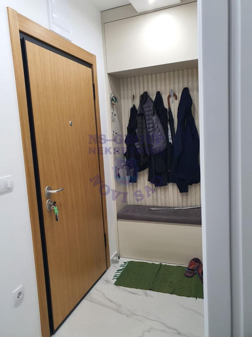 Slika 6 - Petosoban, 150m2, Železnički park Novi Sad