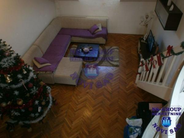 Glavna slika -Troiposoban stan na stanici 