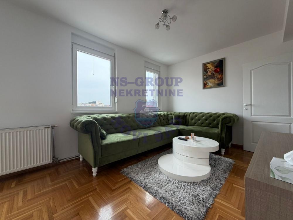 Slika 1 - VRHUNSKI duplex - Branka Bajića - Kompletno renoviran