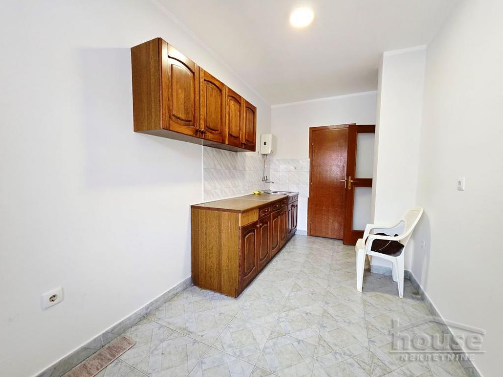 Slika 4 - Stan,NOVI SAD,PODBARA,kv: 41.00, € 123000, ID: 1065491