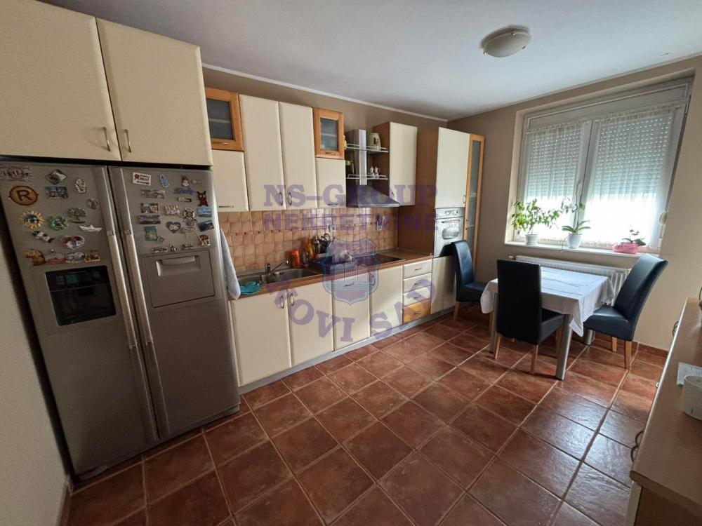 Slika 5 - Četvorosoban, 112m2, Grbavica Novi Sad