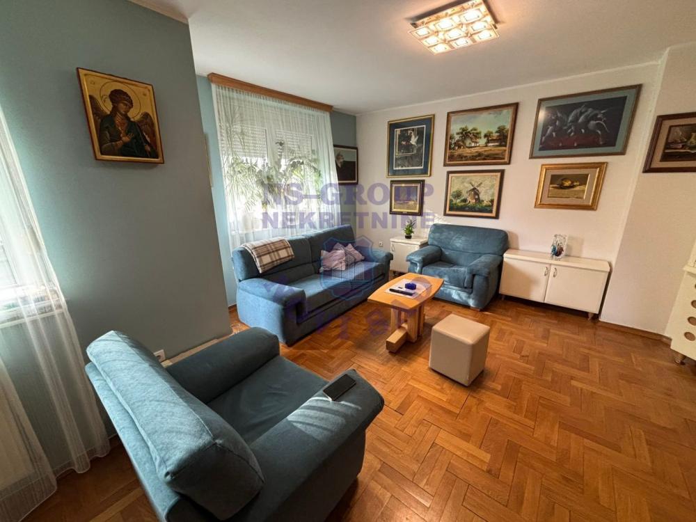 Slika 3 - Četvorosoban, 112m2, Grbavica Novi Sad