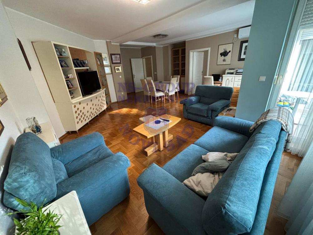 Slika 10 - Četvorosoban, 112m2, Grbavica Novi Sad