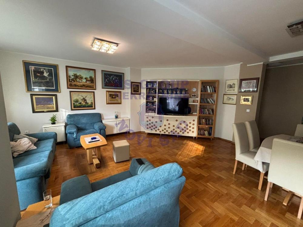 Glavna slika -Četvorosoban, 112m2, Grbavica Novi Sad