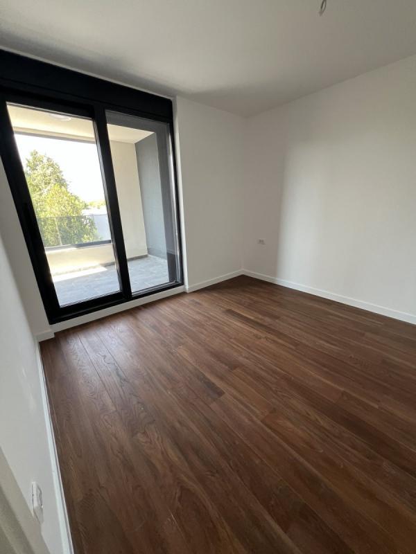 Slika 11 - Stan,NOVI SAD,NOVI BULEVAR,kv: 136.00, € 350200, ID: 1057217