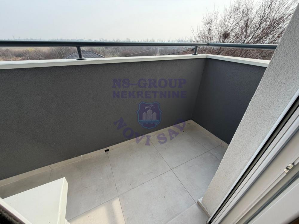 Slika 8 - Jendoiposoban stan na Klisi!