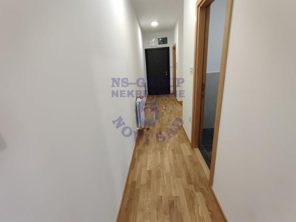 Slika 4 - Odlican cetvorosoban stan na Telepu!