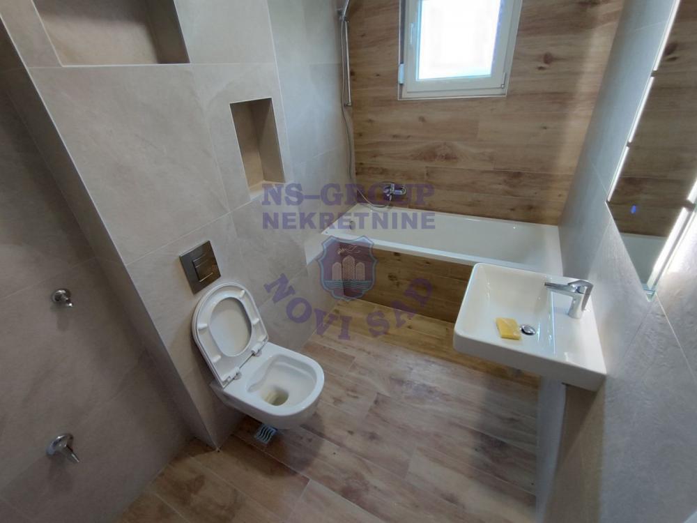 Slika 9 - Odlican cetvorosoban stan na Telepu!