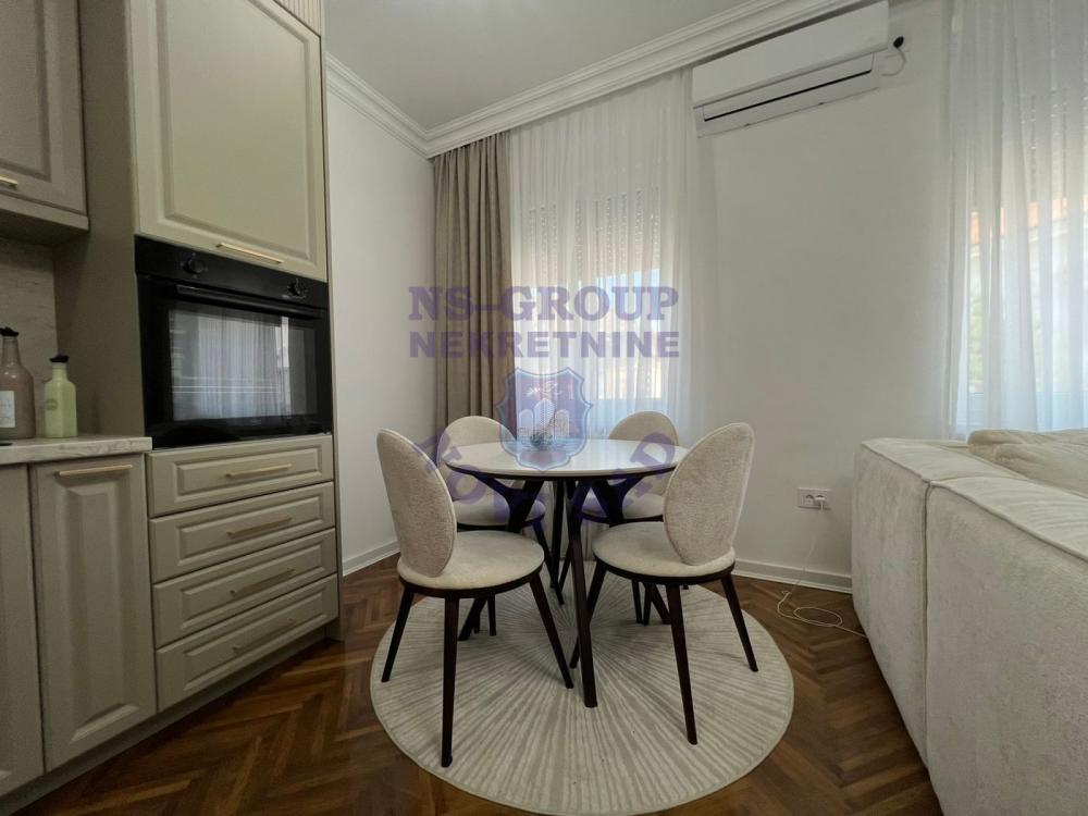 Slika 6 - Trosoban stan u centru grada!