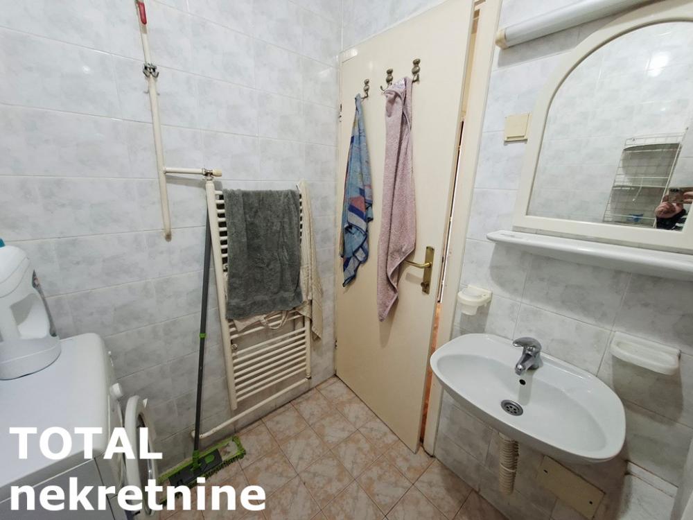 Slika 8 - Stan,NOVI SAD,NOVO NASELJE - ŠARENGRAD,kv: 34.00, € 91000, ID: 1102360