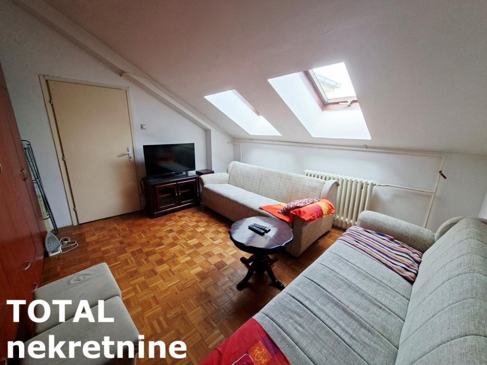 Slika 2 - Stan,NOVI SAD,NOVO NASELJE - ŠARENGRAD,kv: 34.00, € 91000, ID: 1102360