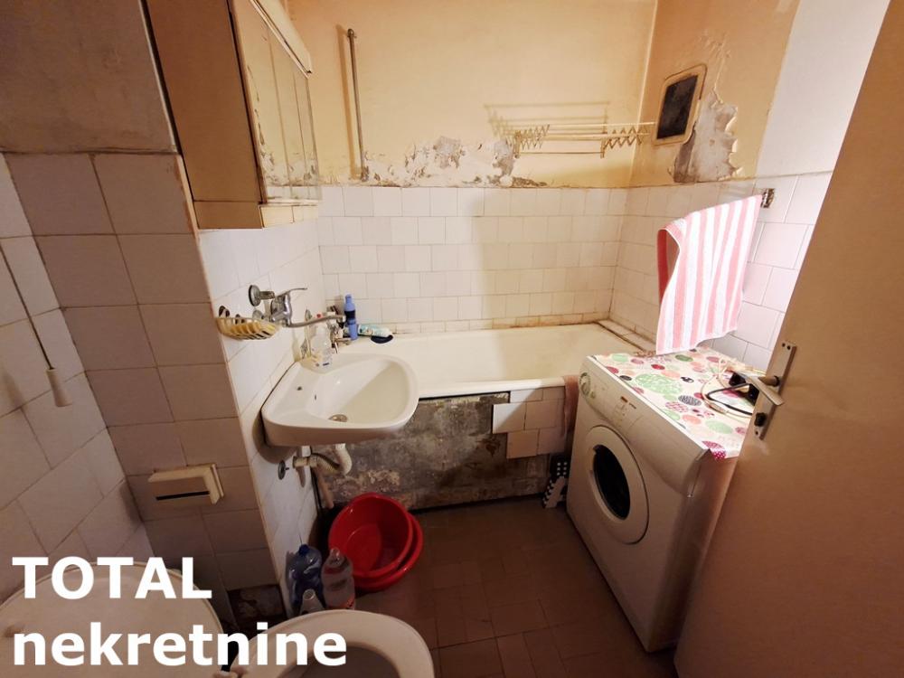 Slika 11 - Stan,NOVI SAD,LIMAN 4,kv: 80.00, € 176000, ID: 1102355